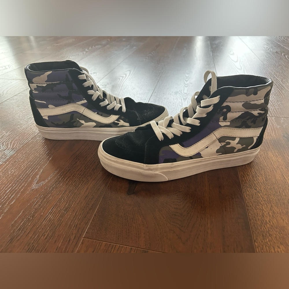 Vans - Purple Camo High-Top Sneakers